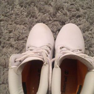 white timberland size 8 women’s